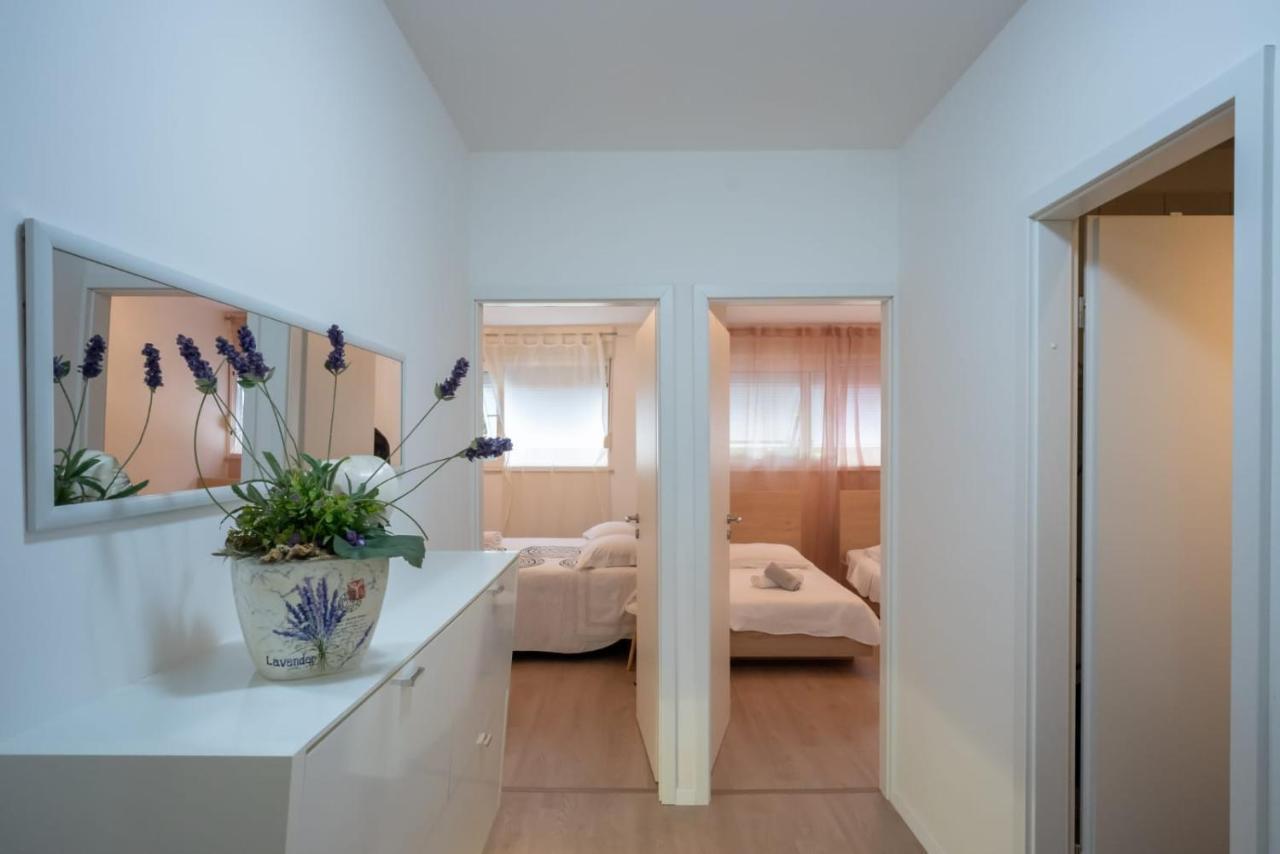 דירות ספליט Apartman Mirjana מראה חיצוני תמונה