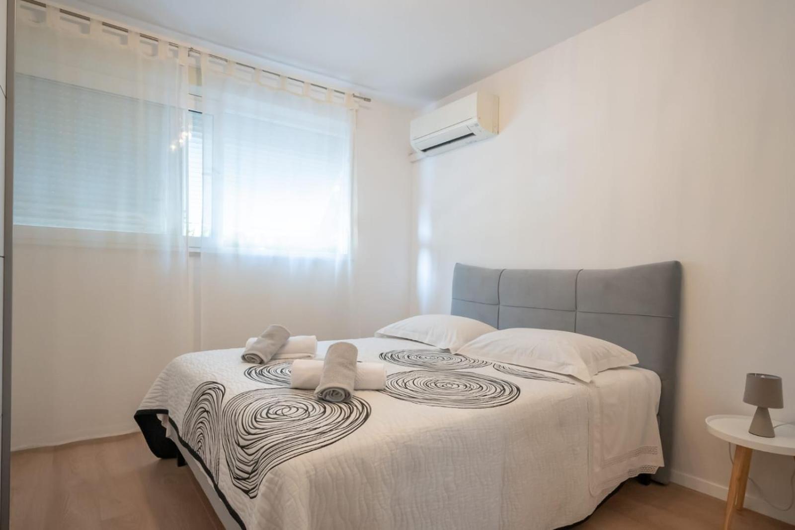 דירות ספליט Apartman Mirjana מראה חיצוני תמונה